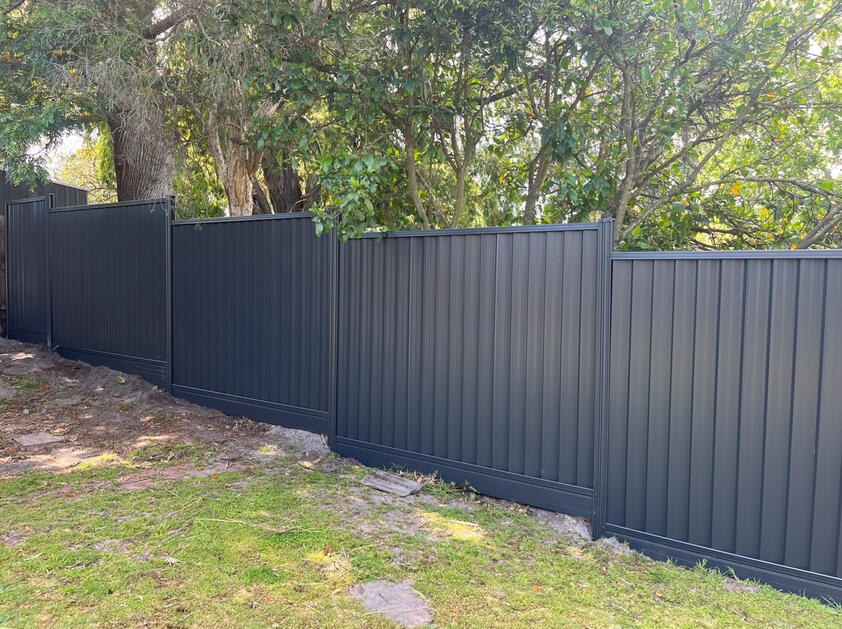 sawscreen Colorbond fence with aluminium sleepers installed in Langwarrin Melbourne
